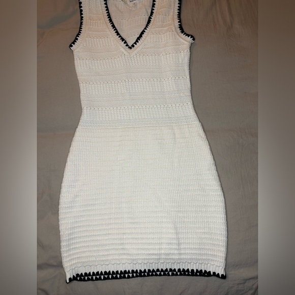Heartloom knot crochet tennis dress size small - Picture 3 of 4